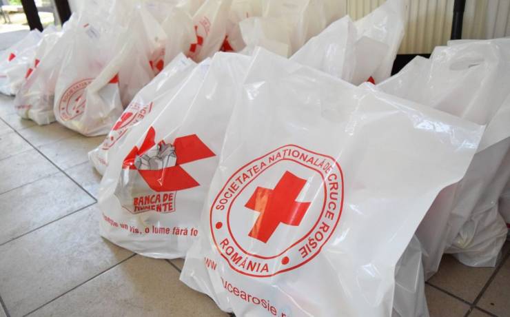 Ajutor pentru 100 de familii nevoiașe din sectorul 2 – Parteneriat DGASPC Sector 2 cu Societatea Națională de Crucea Roșie Română Filiala Sectorului 2